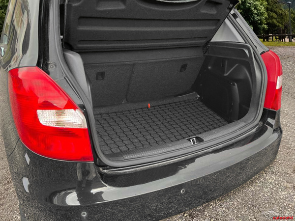 Siatka do bagażnika Skoda Fabia II hatchback 5d