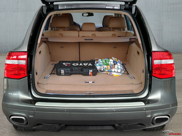 Siatka do bagażnika Porsche Cayenne I